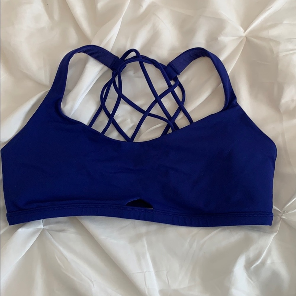NWOT Lululemon Sports Bra, size 6